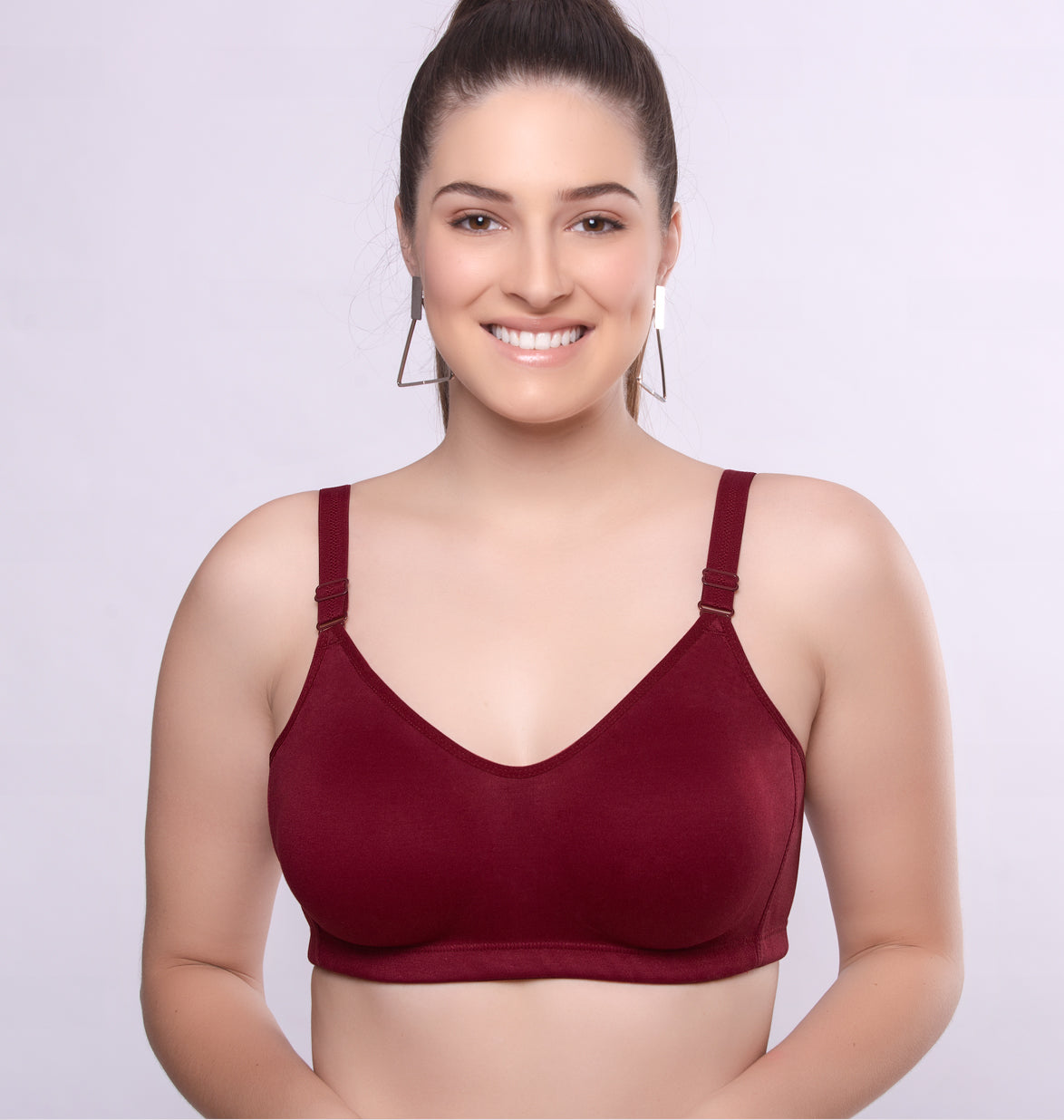 Riza superfit bra comes with satin front and skin side cotton is